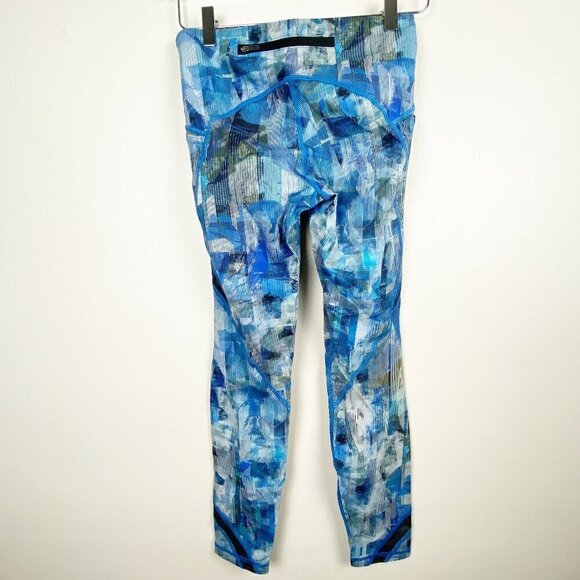 LULULEMON | Blue White Black All Over Pattern Leggings 6 - Picture 2 of 9